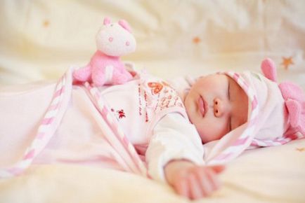 Cum de a pune la culcare nou-născut