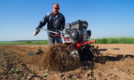 Motocultor sau Tiller pentru a alege ceea ce este cel mai bine și ceea ce este diferența