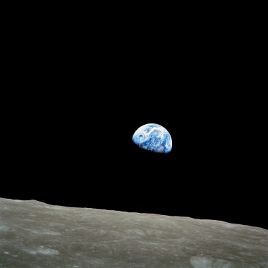 De ce americanii au fost exact pe Lună, cosmosul, lumea fanteziei