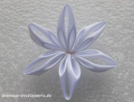 flori simple de panglici de satin pentru incepatori pas cu pas tutorial cu fotografii