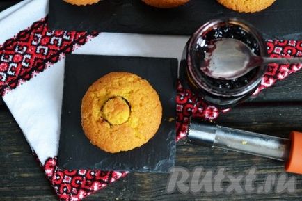 O reteta simpla Prăjituri în forme în cuptor - reteta cu o fotografie