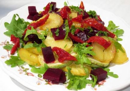 Salata cu rosii uscate neobișnuite și originale