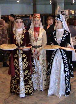 traditii de nunta din Caucaz
