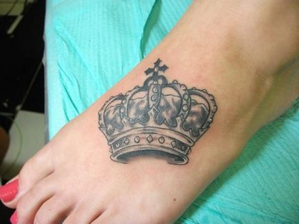 Crown simbol valoare tatuaj