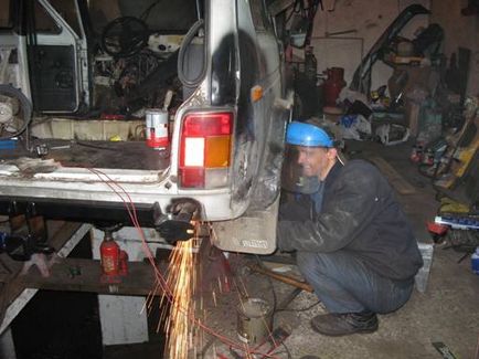 Tuning Niva - reparații și consolidare a lonjeroanelor și câmpuri de fund și Chevrolet Niva