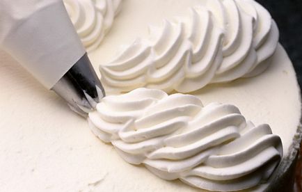 Cum de a decora un tort cu crema