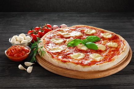 8 Cele mai delicioase retete de pizza italiană - Video Foto