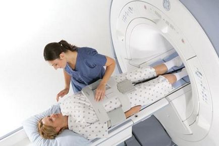 Ceea ce este diferit de la un caz CT RMN in care un RMN mai bine decat CT