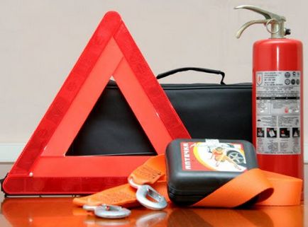 Aceasta trebuie să fie neapărat în mașină (masina cea mai mare parte producția românească) Aceasta trebuie să fie neapărat în mașină