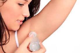 Deodorantul pentru fete adolescente - fonduri de top