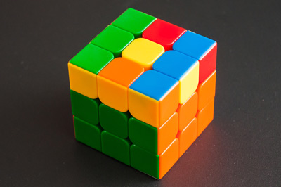 Instrucțiuni cu privire la modul de a asambla 3x3 cub Rubik în 1 minut