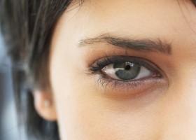 Cum de a realiza un ochi luciu pentru ingrijirea ochilor
