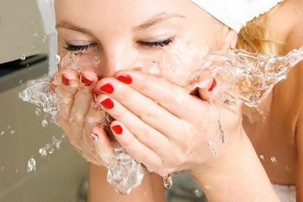 Cum să se spele în mod corespunzător, de îngrijire facială cu