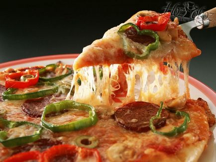 Cum de a găti o pizza italiană reală la domiciliu, hozoboz - știm totul despre produsele alimentare