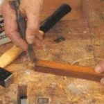 Cum să clei etapa scaun de lemn cracare cu pas