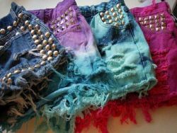 Cum de a decora denim pantaloni scurți (pantaloni scurți) Cum de a decora pantaloni scurti din denim