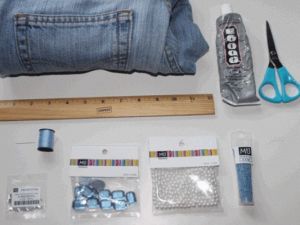 Cum de a decora pantaloni scurți din denim (pentru a decora) Cum de a decora pantaloni scurti din denim