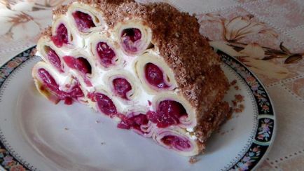 Cum să-și încheie clatite umplute cu rola frumos cu carne, brânză, carne, dreapta (dreapta) Cum să-și încheie clatite umplute cu rola frumos cu carne, brânză, carne, dreapta