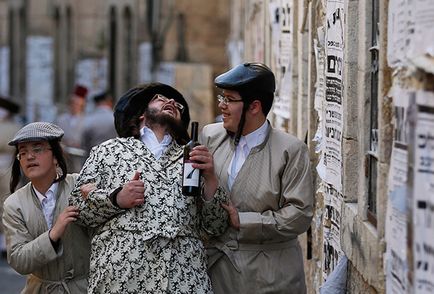 Cum sunt ultra-ortodocși evrei din Israel societatea mondială