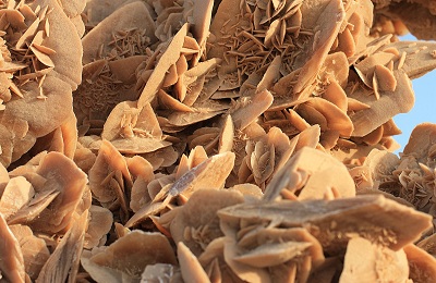 Piatra deșert trandafir proprietăți (Tunisia) de minerale si arata ca