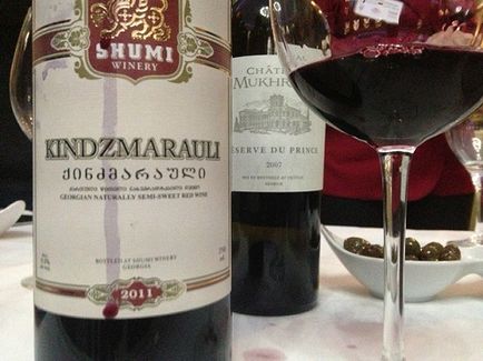 Vinul roșu „Kindzmarauli“ - concept si caracteristici