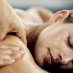 Umăr masaj cum să masaj articulația umărului