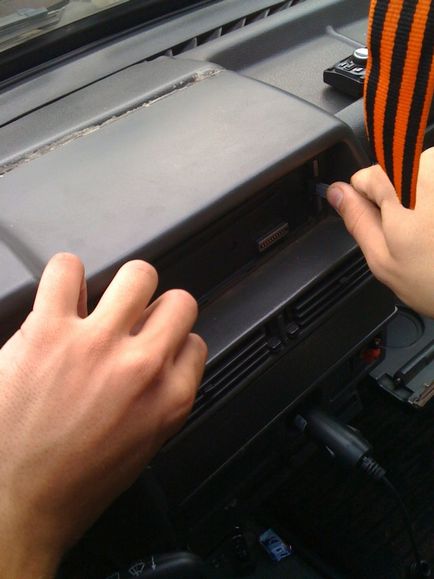Configurarea unui subwoofer activ în mașină cu mâinile lor