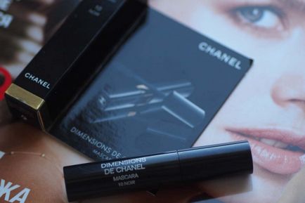 rimel Prezentare generală Dimensiuni chanel de rimel Chanel 10 - noir Elena Cemezov