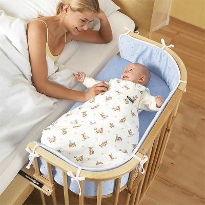 De ce copilul nu doarme bine (nou-născut nu doarme noaptea sau în după-amiaza)
