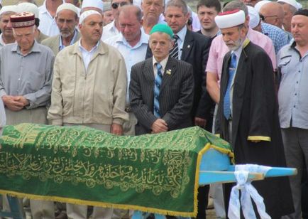 Inmormantarea tradițiilor Tătară