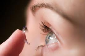 Condiții de contact de îngrijire a lentilelor - cum sa poarte lentile de contact pentru a evita orice probleme