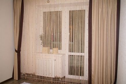Design corectă a ferestrei la usa de la balcon în camera de zi, dormitor, bucatarie 15 fotografii