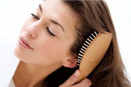 Hairbrush pentru păr lung (21 poze) Ce mai bine să opteze pentru ușor de pieptănat gros și subțire