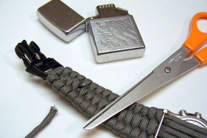 Watchband cu mâinile lor