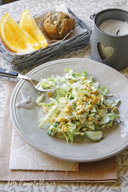 Salata cu varză, castraveți și rețete de porumb pentru fiecare zi