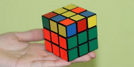 Pasul 3 al doilea strat 7, aduna Rubik