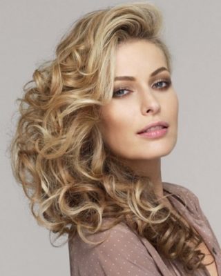 Styling buclat și părul creț la domiciliu (păr) Hair styling ondulat și creț la domiciliu