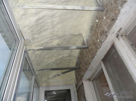 Izolarea termică a plafonului într-o casă privată, cu propriile sale mâini izola mai bine plafon deveryanny precum