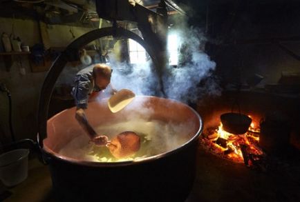 Împâslire - ceea ce este și ceea ce este consumat fotoblog- în viață) (2014) Împâslire - ceea ce este și ceea ce este consumat fotoblog- în viață)