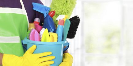 Etern curățarea casei ca o oprire în mod constant pentru a restabili ordinea