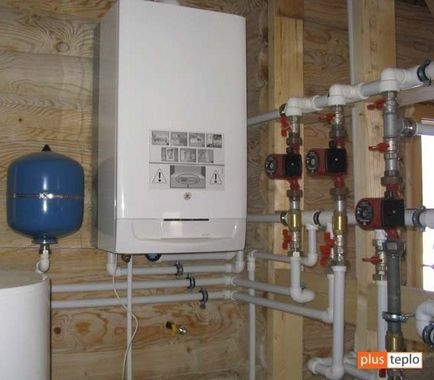 Încălzirea cu apă într-o casă privată, cu propriile sale mâini de circuit, de calcul și de instalare