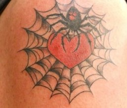 tatuaje păianjen Semnificație 18 urkagany