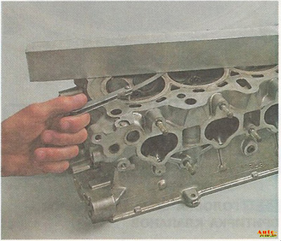 Zona Auto - repararea Honda CR-V - motorul și sistemele sale - motor - chiulasă