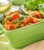 Feluri de mâncare de vârstă, care să pregătească o salata de salata verde, salata verde, alimente sănătoase,