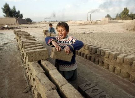 Munca copiilor Articolul ukRumyniyaza utilizarea muncii copiilor