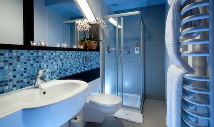 Baie de interior cu duș și fotografie baie de design cu duș