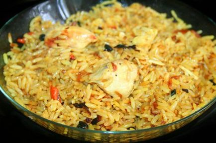 Cum de a găti risotto cu carne de pui în uzbecă alegerea corectă de orez, condimente, ceapa prăjire de calitate