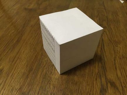 Cum sa faci un cub din schema de hârtie sau carton, cu fotografii și filme