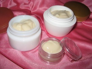 Cream la ingrediente de origine și regulile de gătit (acasă) Cream la ingrediente de origine și reguli de gătit