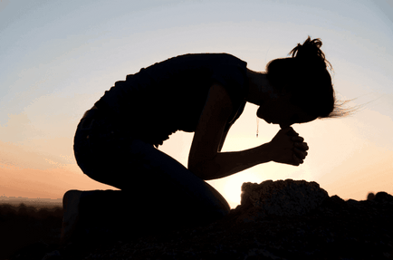 Rugăciuni să-și recapete sănătatea